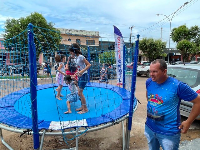 Inauguração das Casas Bahia em Colíder