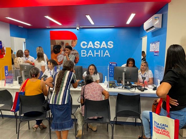 Inauguração das Casas Bahia em Colíder