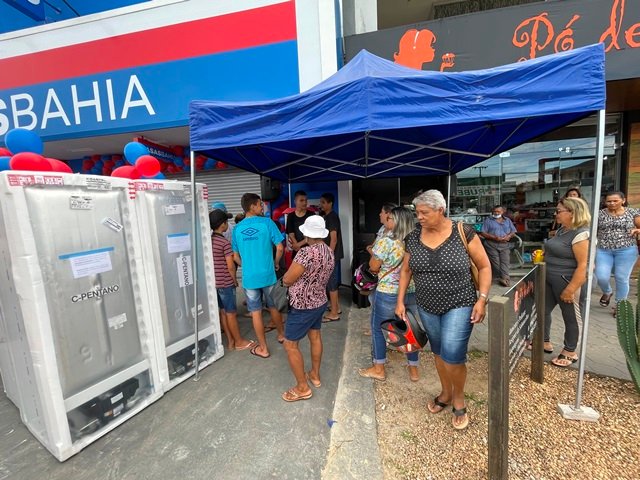 Inauguração das Casas Bahia em Colíder