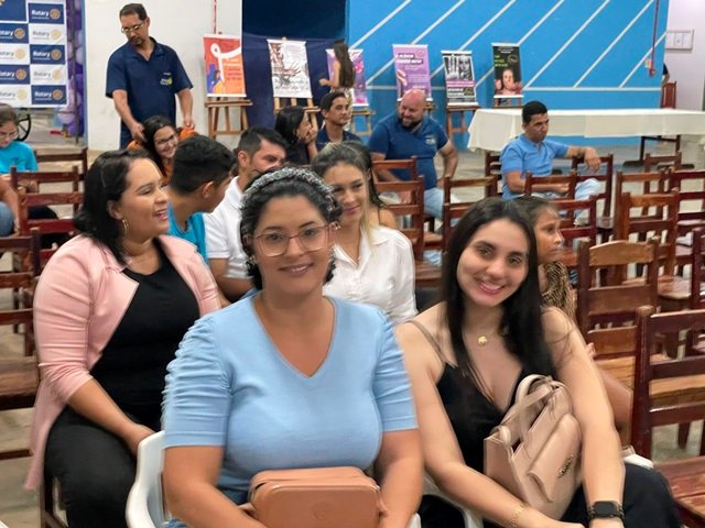 Palestra Rotary de Colider violência contra Mulheres