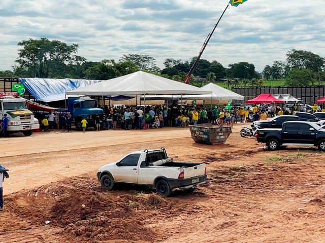 Manifesto contra eleições presidenciais de 2022 e bloqueio da MT-320 parte 001