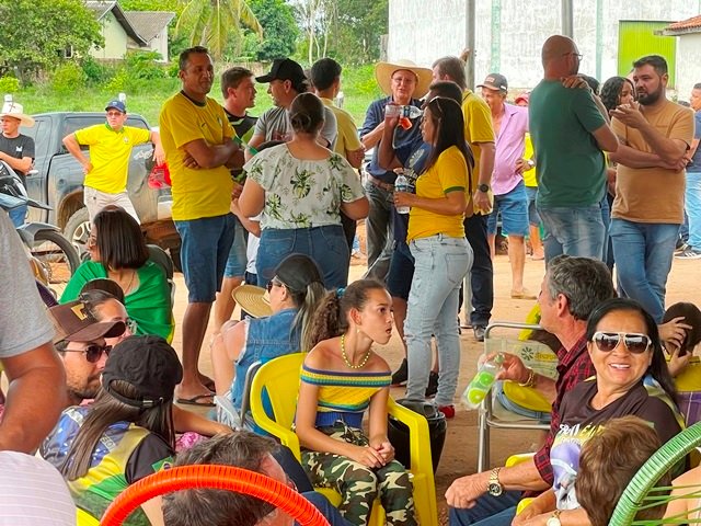 Manifesto contra eleições presidenciais de 2022 e bloqueio da MT-320 parte 002