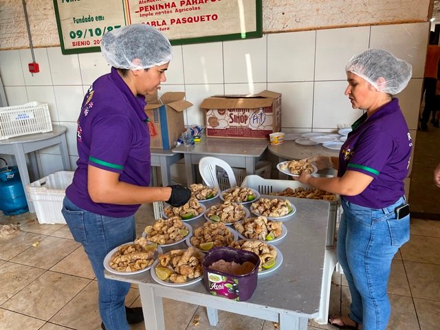 Realizada ontem em Colíder a 15ª Festa do Porco do Rotary