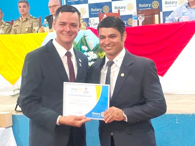 Posse Presidente Valdir Salustiano Rotary Club de Colider parte 001