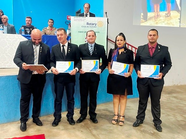 Posse Presidente Valdir Salustiano Rotary Club de Colider parte 001