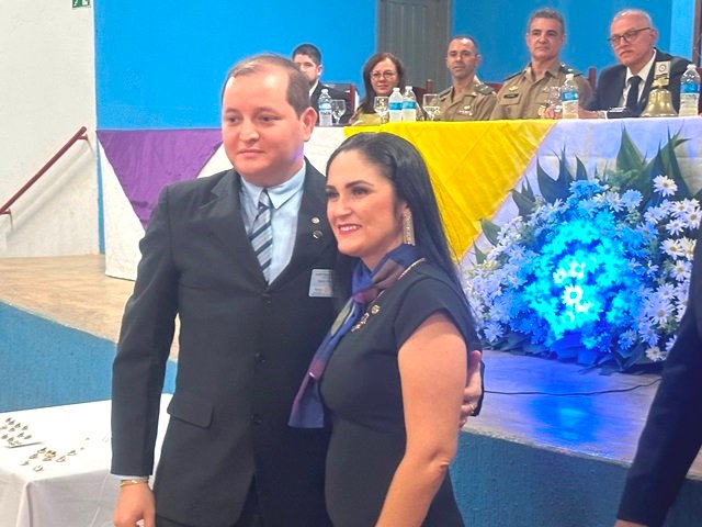 Posse Presidente Valdir Salustiano Rotary Club de Colider parte 002