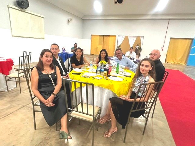 Posse Presidente Valdir Salustiano Rotary Club de Colider parte 002