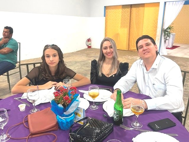 Posse Presidente Valdir Salustiano Rotary Club de Colider parte 002