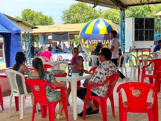 Aconteceu com a presença de grande publico a festa da 19ª Carneifest parte 02