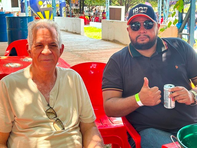 Aconteceu com a presença de grande publico a festa da 19ª Carneifest parte 02