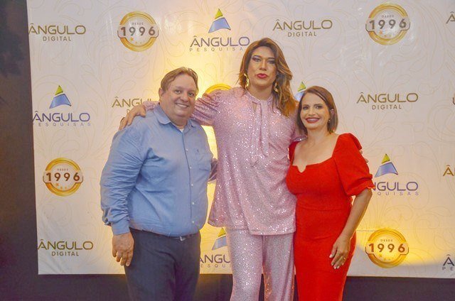 Angulo Pesquisas entrega os certificados dos melhores do ano de 2024 parte 01