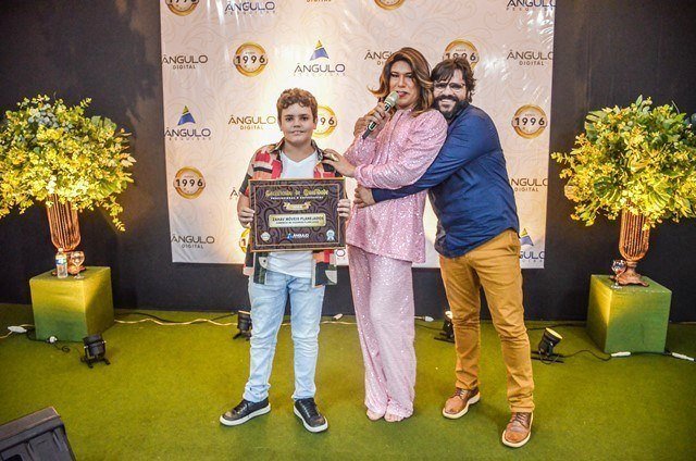 Angulo Pesquisas entrega os certificados dos melhores do ano de 2024 parte 01