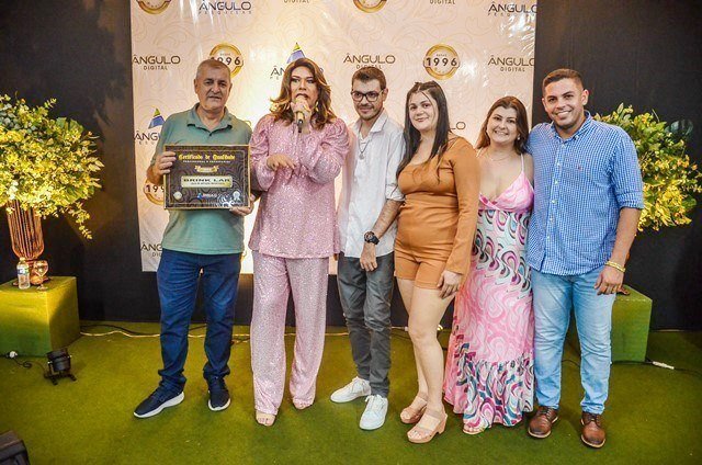 Angulo Pesquisas entrega os certificados dos melhores do ano de 2024 parte 01