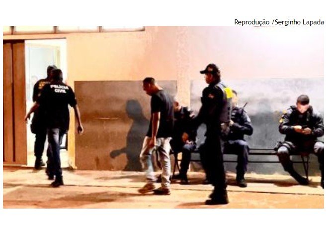 Policial é preso por pedir 'beijos e abraços' a menores em VG
