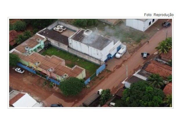 Imagens mostram bandidos dentro da Brinks arrombando cofre de dinheiro