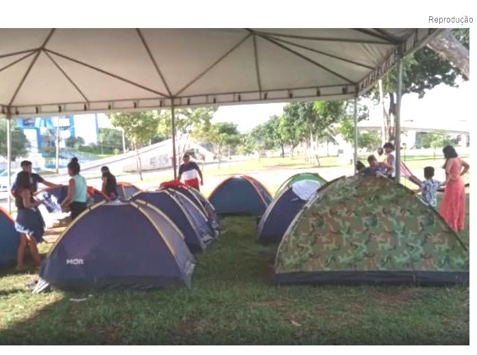 Indígenas montam acampamento em Cuiabá em busca de melhorias