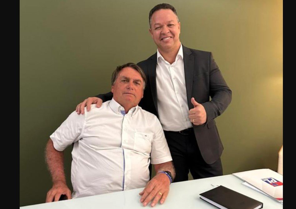 Deputado se reúne com Bolsonaro para discutir eleições municipais