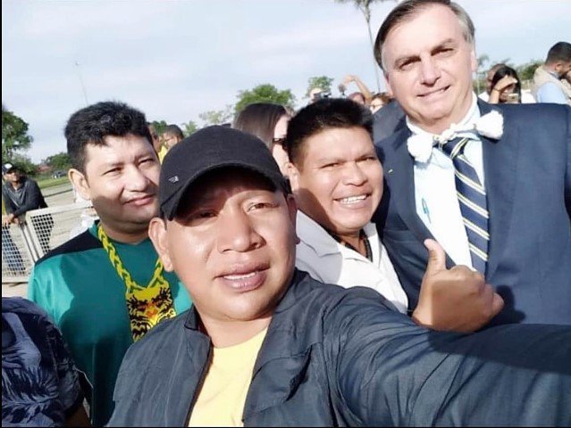 Luto na Terra Indígena Mekrãgnotire, parentes choram pela morte de Cacique em Colíder.