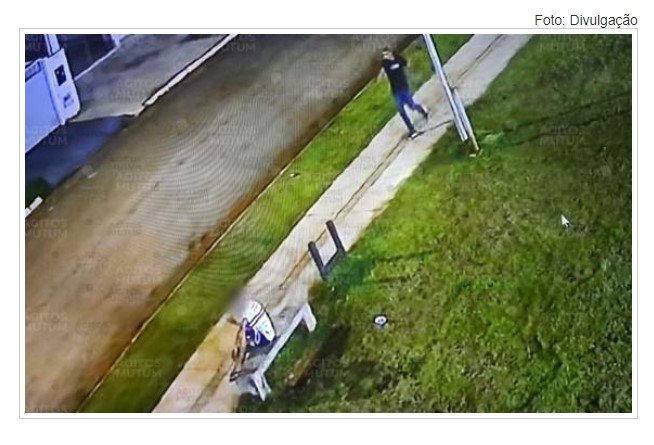 Adolescente de 15 anos é baleado enquanto estava sentado em banco de praça em Nova Mutum/MT