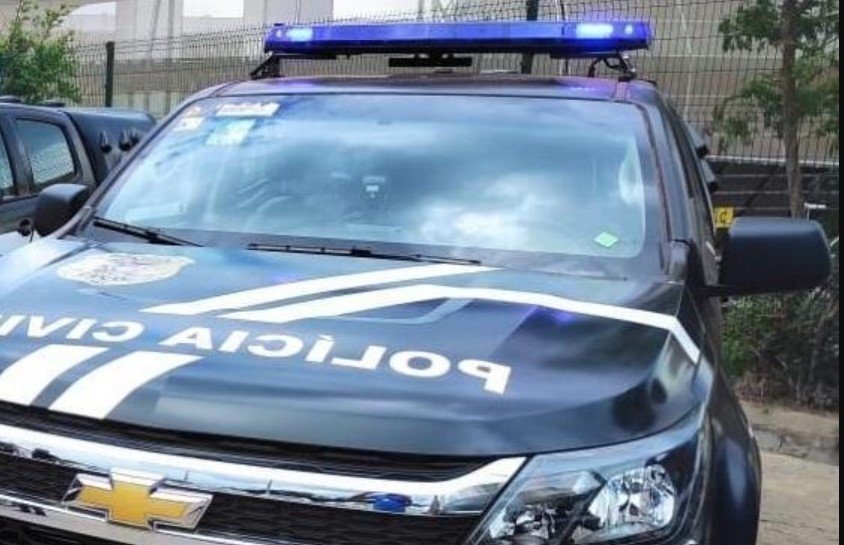 Assaltantes matam 3 cachorros e fazem 'limpa' em casa de cidade do interior.