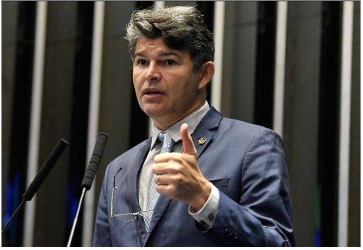 Deputado quer anular indulto de ex-ministro José Dirceu no mensalão do PT