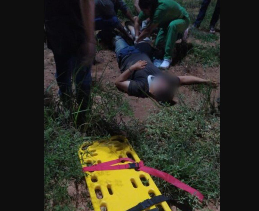 Homem sofre fratura exposta após colisão entre motocicleta e caminhonete em Carlinda/MT