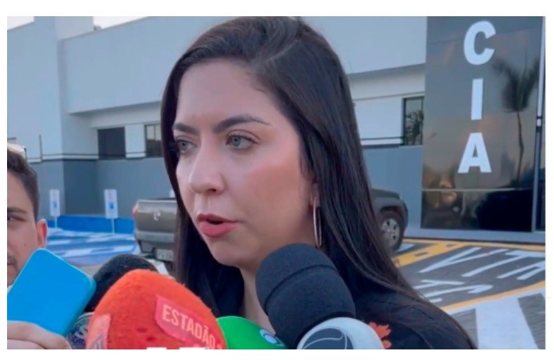 Pastora de Sorriso é presa por atrapalhar serviço da Polícia Civil e do Conselho Tutelar no caso do padrasto que estuprou enteada desde os 5 anos com permissão da mãe