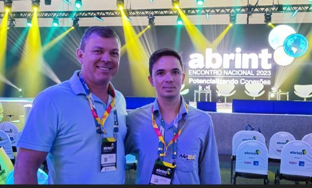 Equipe da Net Fácil de Colíder participaram do 14º Encontro nacional Abrint. (Fotos)