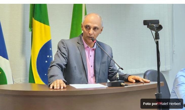 Presidente da Câmara Municipal de Colíder José Moreira propõe implementação da identificação das Ruas e Avenidas em Colíder.