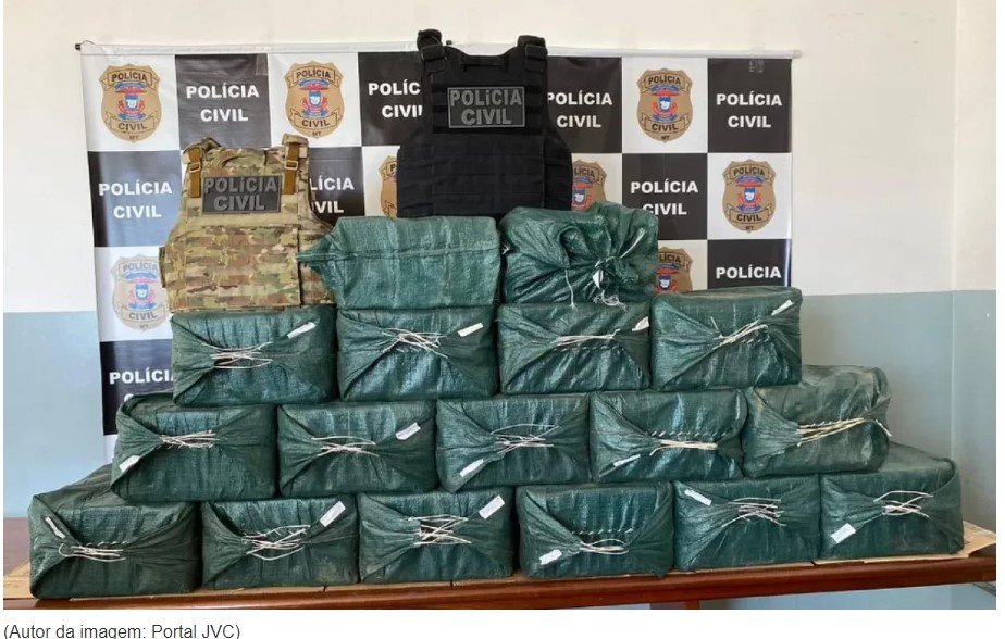 Mais de meia tonelada de cocaína é apreendida onde avião foi encontrado danificado em MT