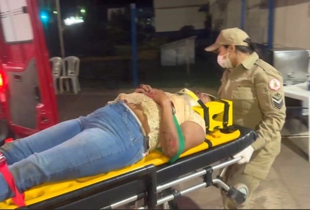 Motociclista em Colíder é atropelada e motorista foge sem prestar Socorro. (Vídeo)