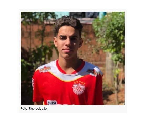 Jogador de futebol de 19 anos é esquartejado com serra elétrica