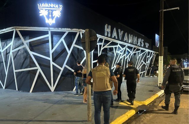 Jovem em Colíder é preso na Boate Havanna´s com droga. (Fotos)