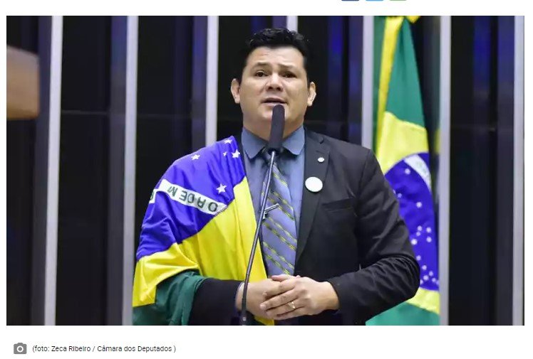 Deputado a Flávio Dino: 'Vem tomar minha arma se é homem'