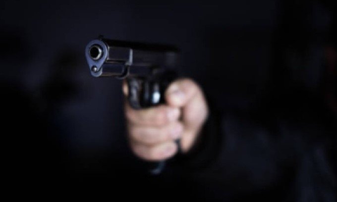 Gerente do Comando Vermelho é perseguido e baleado por rivais em MT