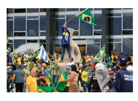 CPI convoca 6 'barões do agro' de MT suspeitos de bancar terroristas