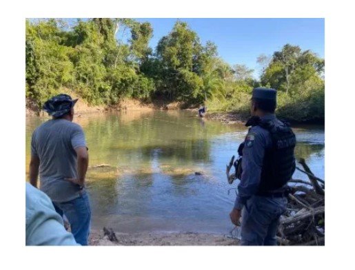 Mãe morre afogada ao tentar salvar filho em rio de MT