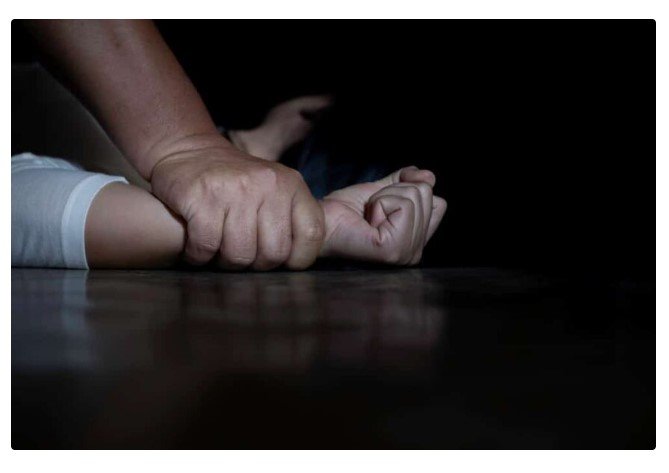 Bandido aborda mulher, rouba par de brincos e tenta estuprá-la no meio da rua em MT