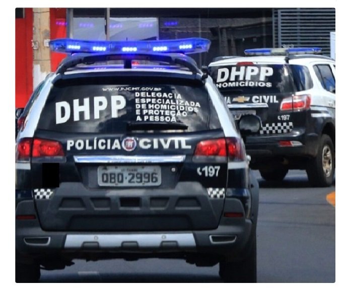 Homem é assassinado com pedradas na cabeça após briga com tornozelado em farmácia da capital do estado.