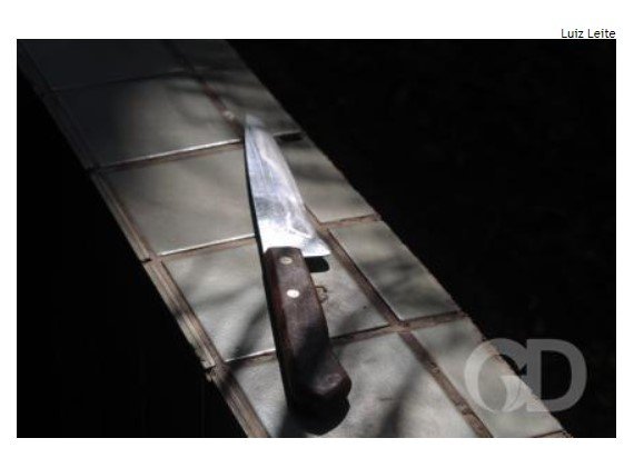 Mulher de 35 anos leva facada no tórax; marido é o suspeito
