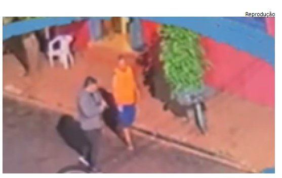 Vídeo mostra instante em que homem é morto com tiro