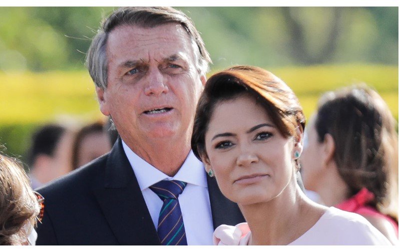 Moraes autoriza quebra de sigilo bancário de Bolsonaro e Michelle