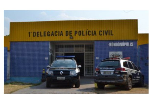 De moto e tornozeleira, ex-presidiário toca terror e arranca unha de PM