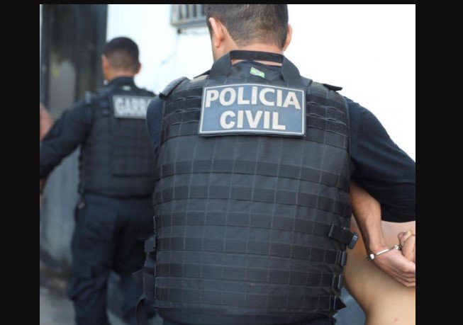 Guia espiritual é preso por abusar de mulheres em 'tenda'