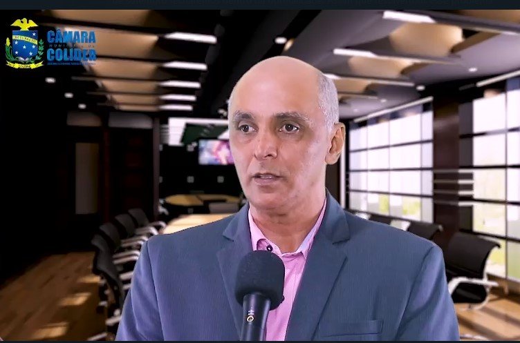 Presidente da Câmara José Moreira faz resumo da sessão ordinária de 18/09. (Vídeo)