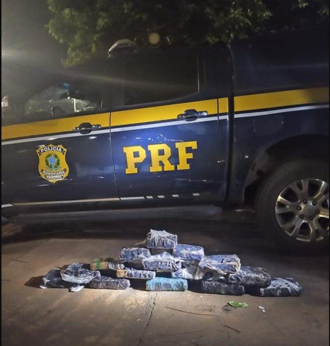 Homem é preso transportando droga dentro de caixa de som