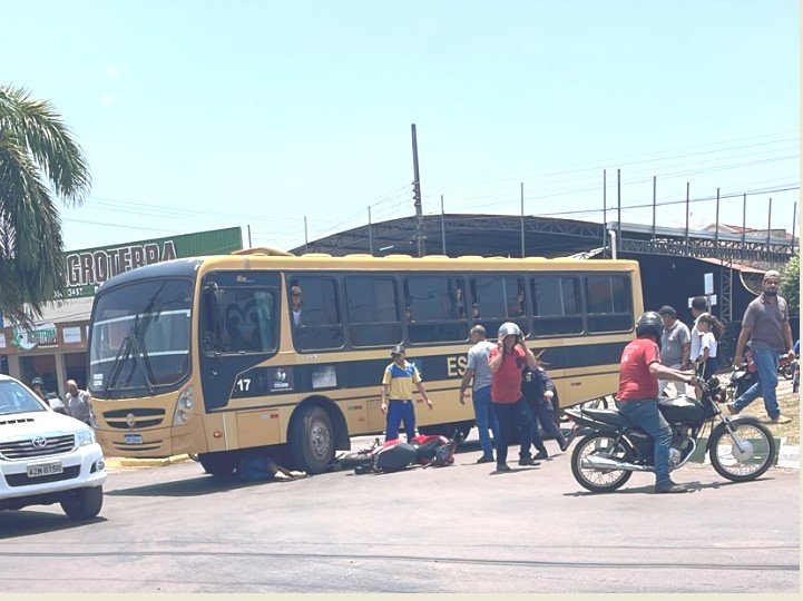 Mulher em Colíder tem pe dilacerado em acidente com ônibus. (Vídeo)