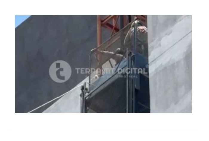 Trabalhador tem perna esmagada por elevador em MT; veja vídeo