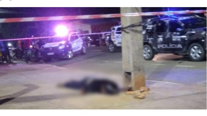 Homem é morto a tiros na frente de igreja em cidade de MT.