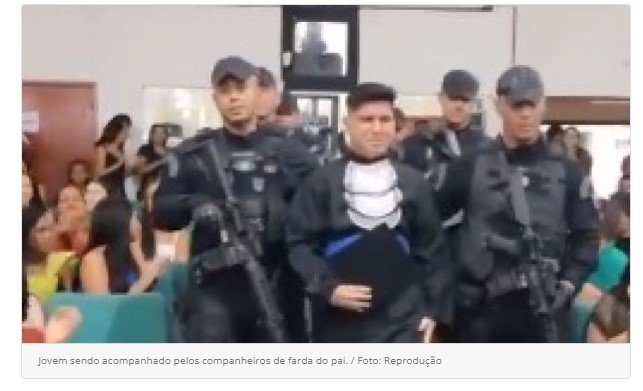 Filho de policial morto é surpreendido com homenagem do Bope ao pai durante sua formatura